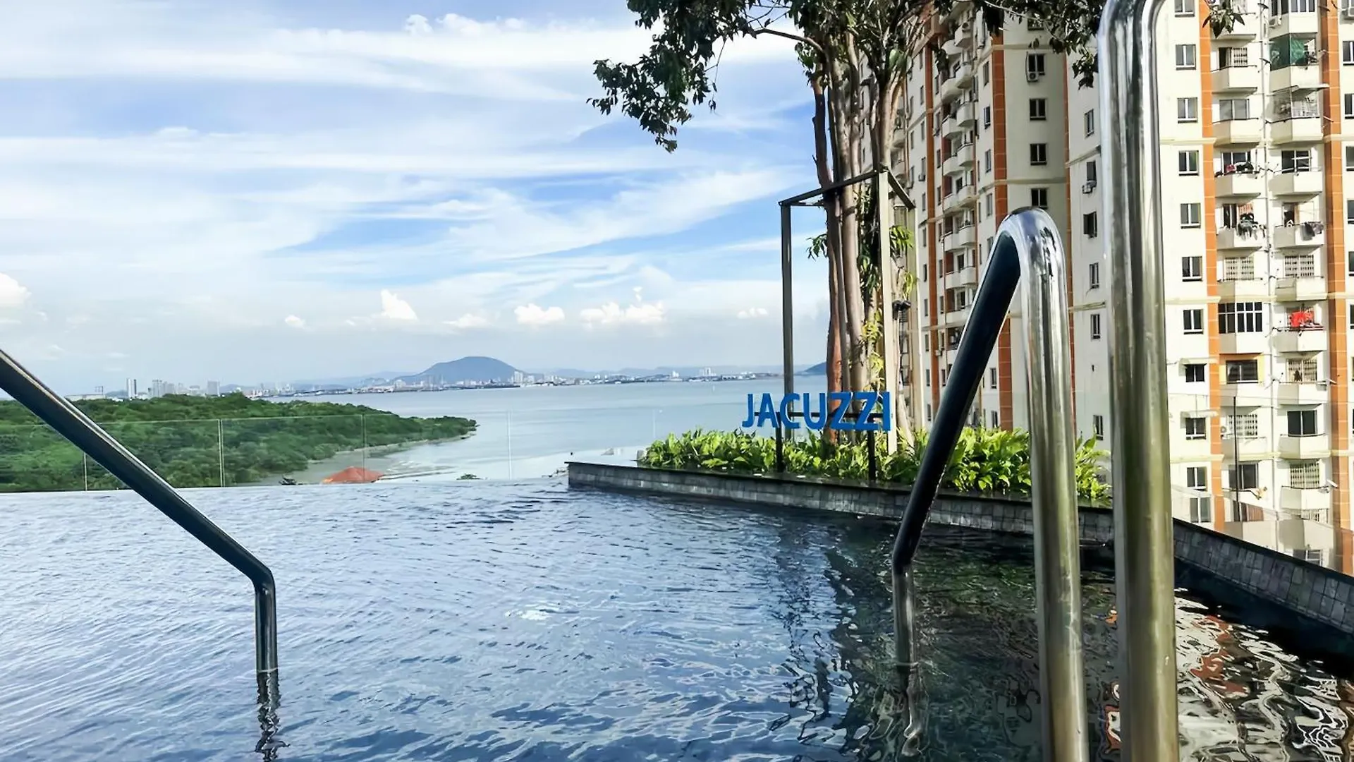 Apartment Urban Suites George Town Jelutong