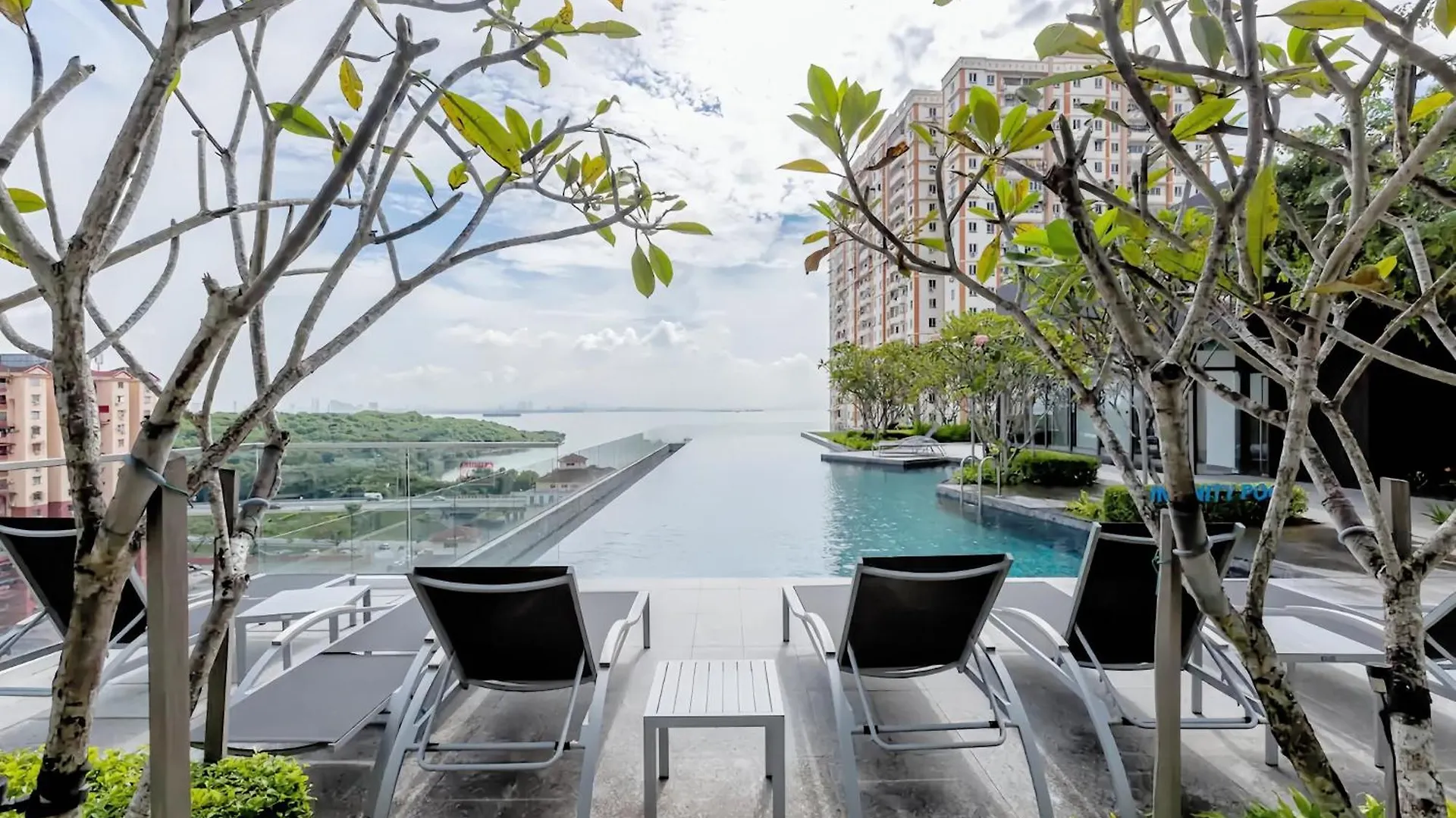 Urban Suites George Town Jelutong 0*,  Malaysia