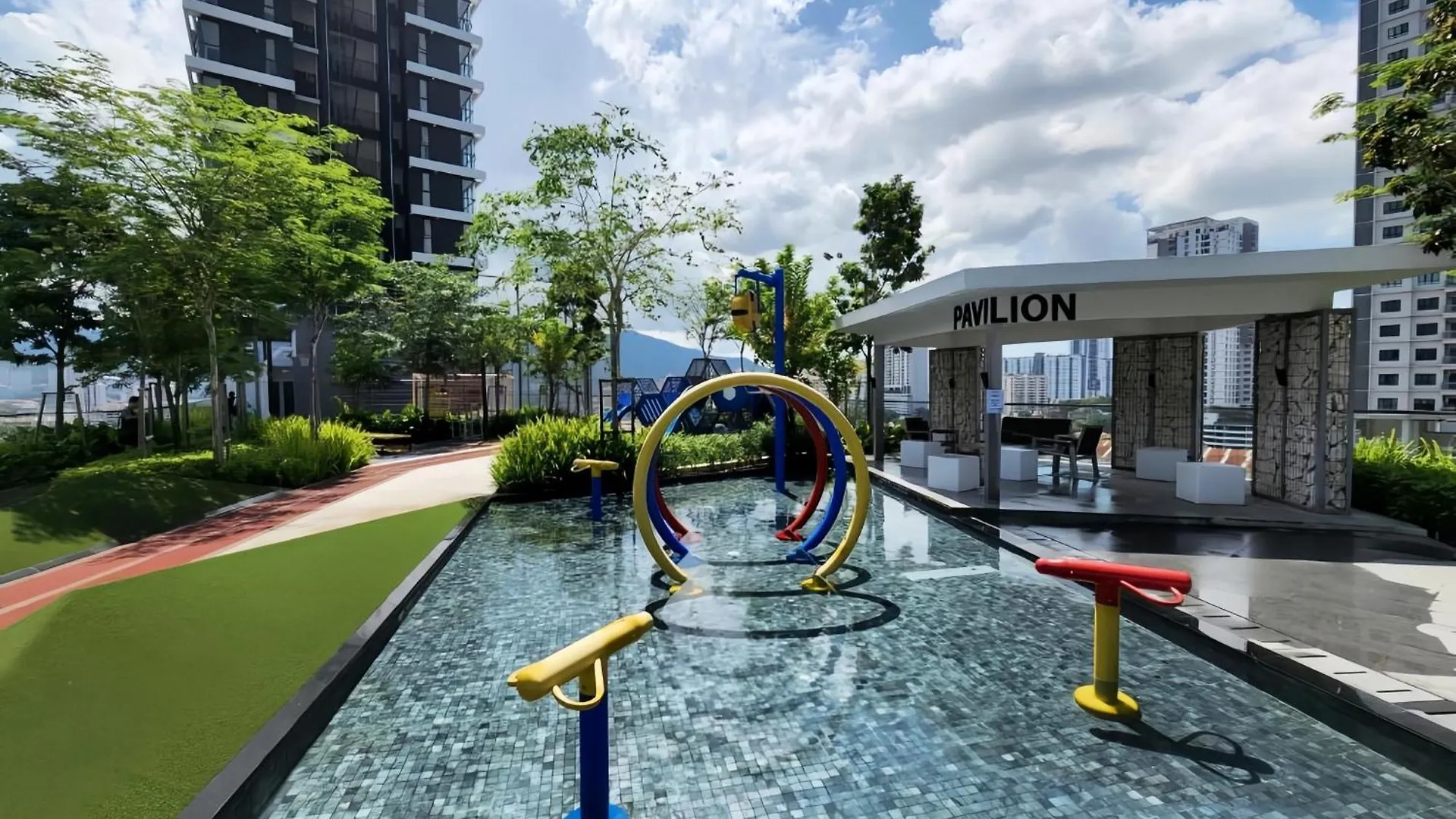 Urban Suites George Town Jelutong Apartment